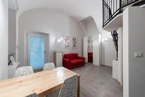 Monolocale Piazza Garibaldi Apartment *